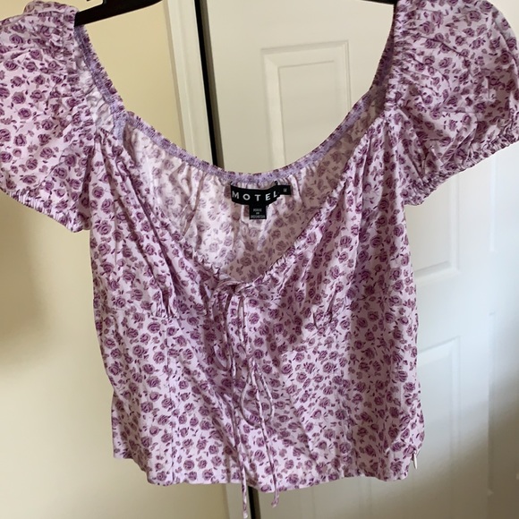 Motel Rocks Mazu Top Ditsy Rose Lilac - Picture 2 of 7
